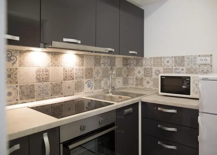 Serious Job * دوبروفينك