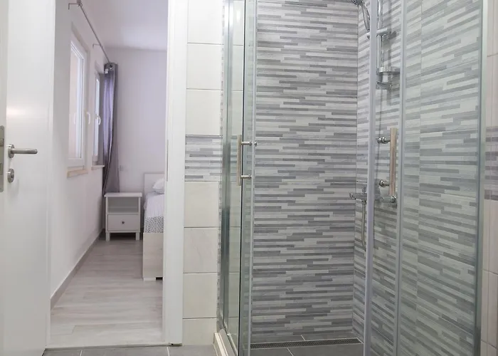 شقة Serious Job دوبروفينك